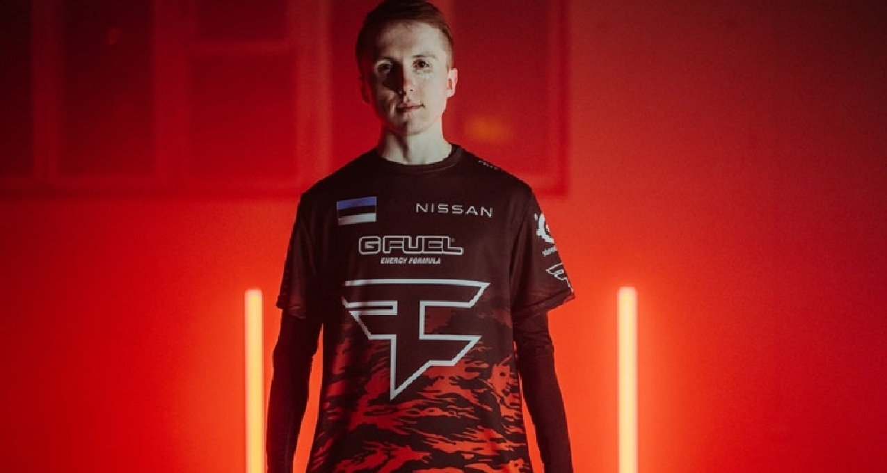 谁说这把枪老了！ Flandre 的Rambo用猛烈的火焰烧毁了 Anyone's Legend ，并派出玲珑塔击败了 Oh My God 并晋级