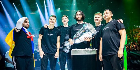 G2 Esports 成为首支获得 Champions 2025 资格的战队