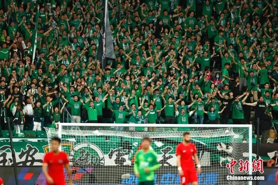 JackeyLove接受媒体专访：先锋赛打的很差 后面先打好每一场吧